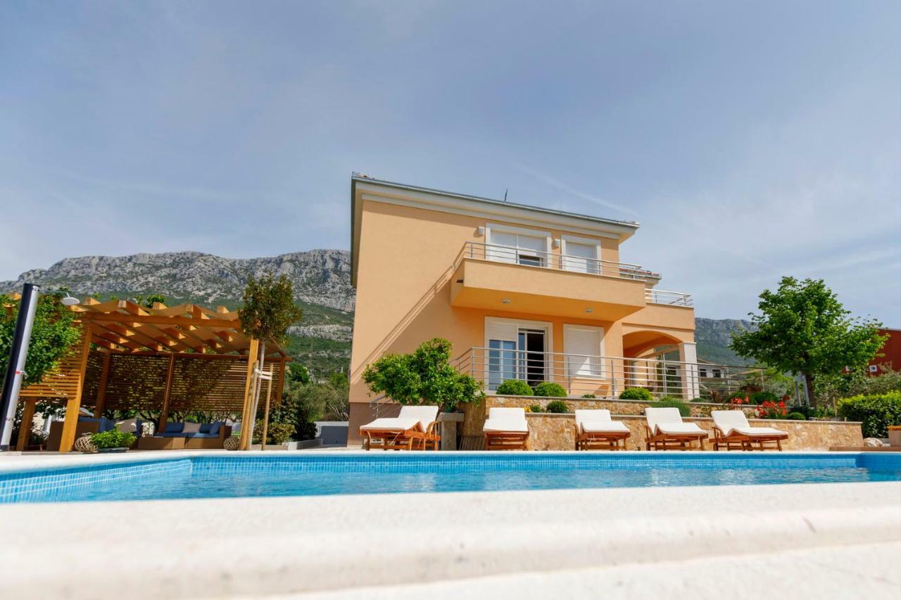 Luxury Villa Castrum Kaštela Exteriör bild