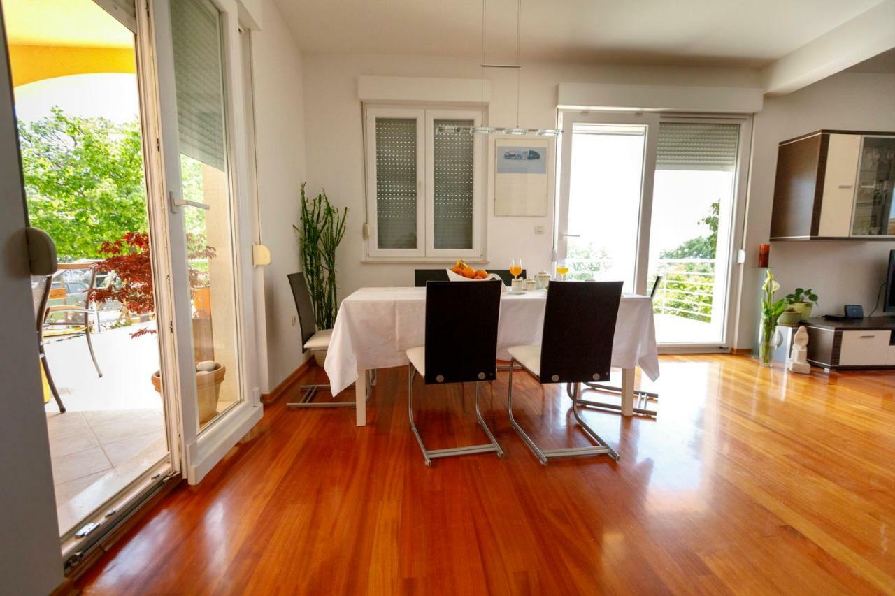 Luxury Villa Castrum Kaštela Exteriör bild
