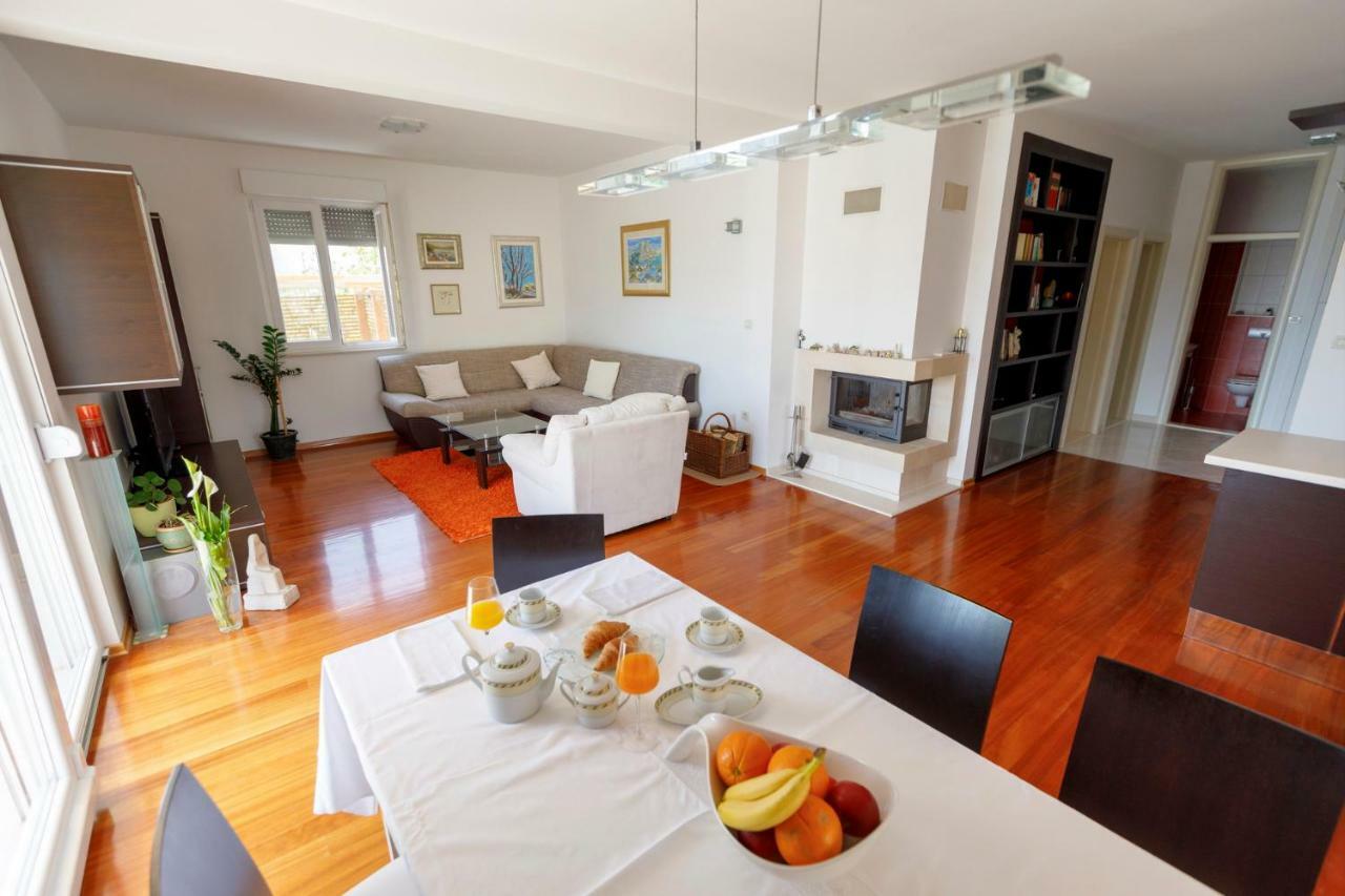 Luxury Villa Castrum Kaštela Exteriör bild