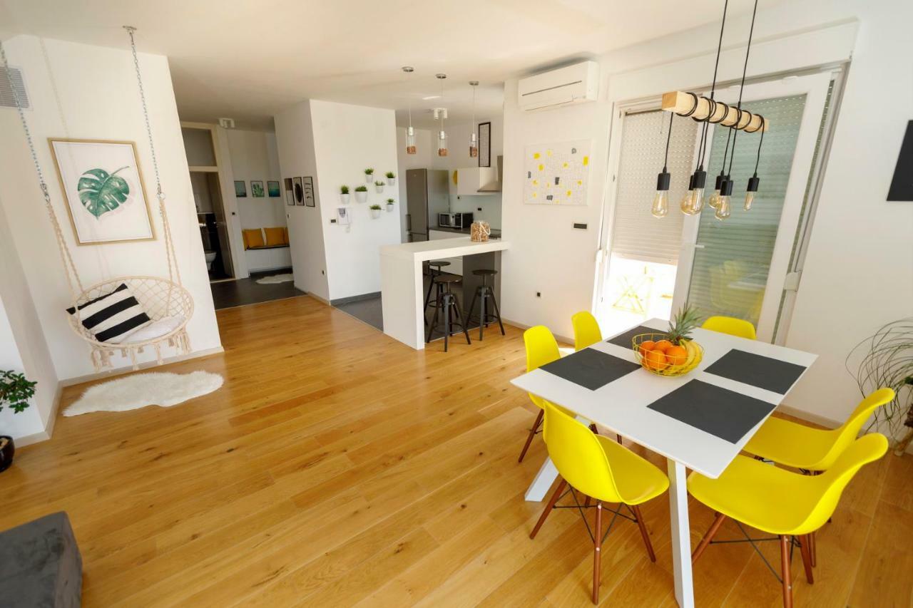 Luxury Villa Castrum Kaštela Exteriör bild